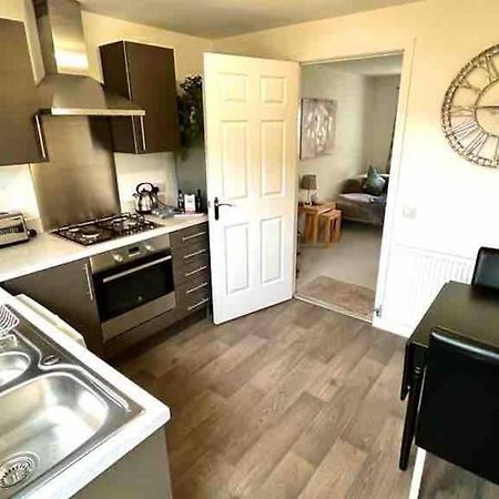 Loch Leven Getaway - 2 Bed House Apartment Kinross Exterior photo